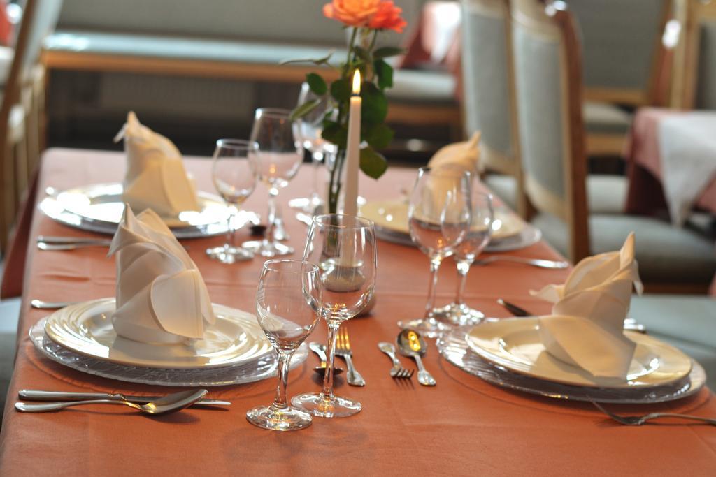 Hotel-Restaurant Heiligenstadter Hof Heiligenstadt in Oberfranken Екстер'єр фото