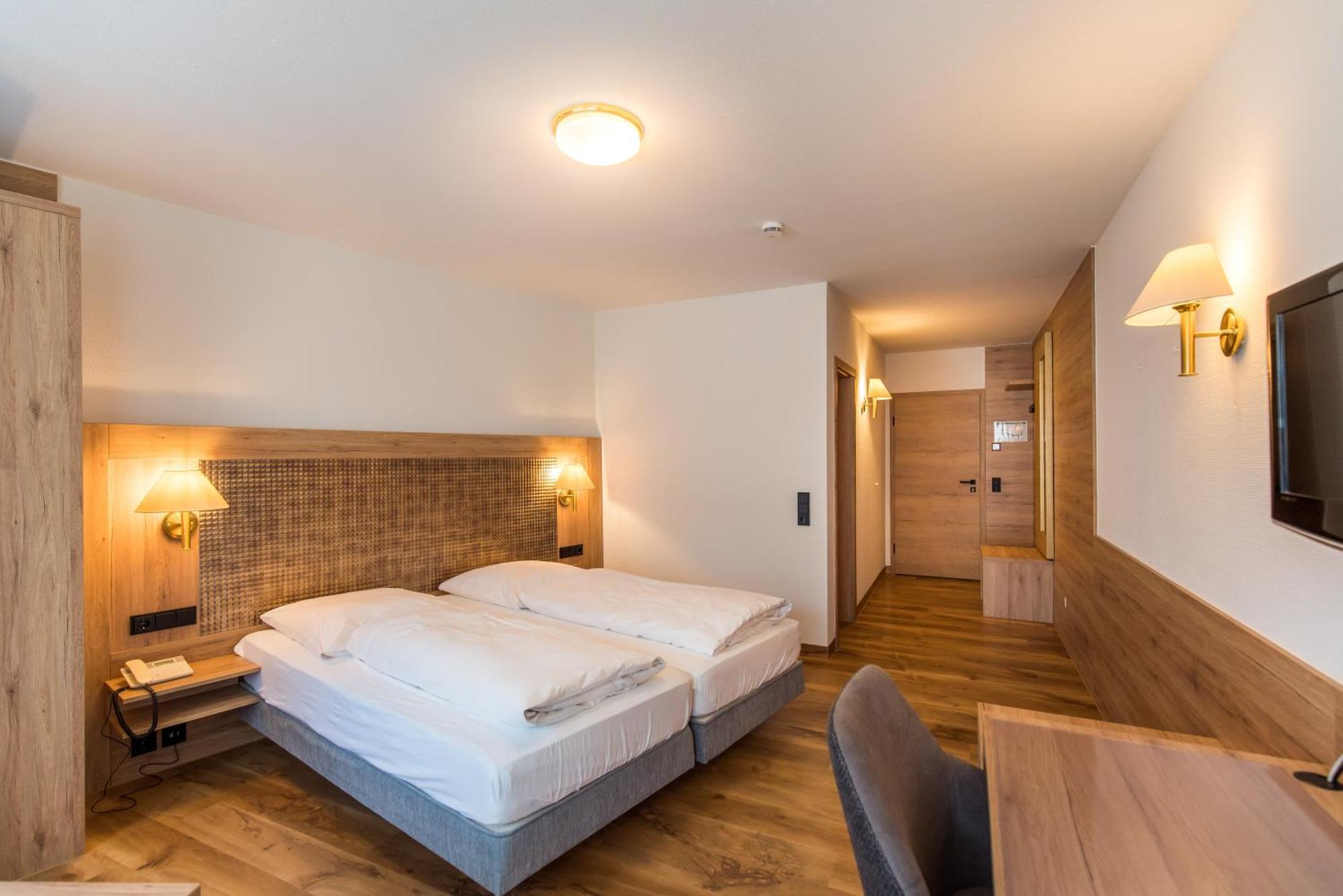 Hotel-Restaurant Heiligenstadter Hof Heiligenstadt in Oberfranken Екстер'єр фото